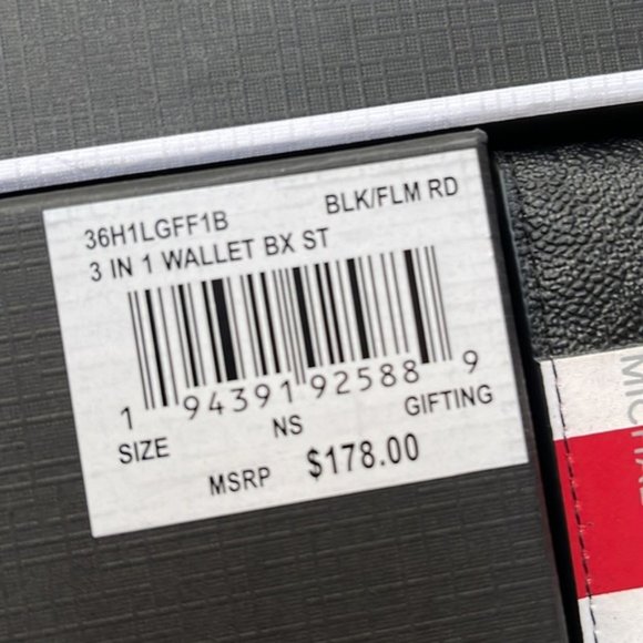 Michael Kors Boxed Signature 3 in 1 Bifold Wallet In Black / Flame Red - Picture 6 of 13